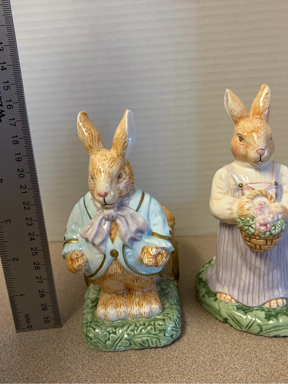 vintage Avon Springtime Collection Mr. & Mrs. Bunny Tealight Holder Figurines